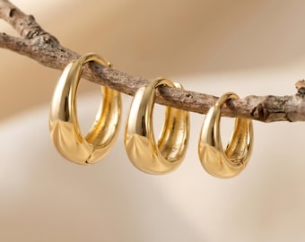 18K Gold Filled INS Minimal Wide Hoop Earrings,Round Thick Ear Cuff Huggie Hoops,Geometric Shiny Polished Earrings,Chic Everyday Ear Jewelry