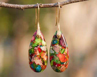 Pendientes colgantes de lágrima coloridos chapados en oro de 18 quilates, pendientes colgantes multicolores con piedras preciosas, pendientes colgantes llamativos de estilo bohemio
