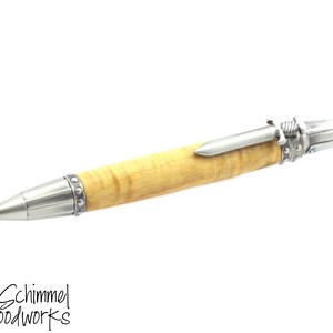 Curly Maple Knights Pen