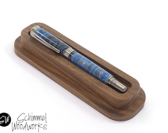 Walnut  Fountain Pen Display
