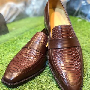 Python Handmade Genuine Leather Loafers, Perfect Wedding Gift for Husband – Pointed Toe Brogue Lace-Up