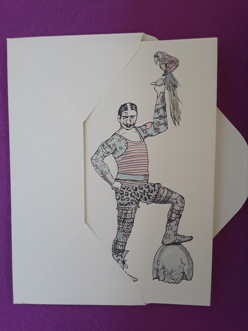 Carte d'anniversaire de cirque, homme fort de cirque, carte de monstre de cirque, illustration d'homme fort, homme fort tatoué, spectacle de monstres, carte étrange image 6