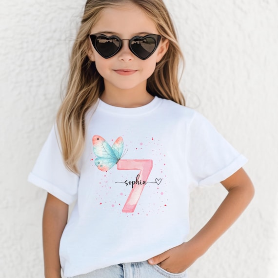 Personalisiertes Geburtstagsshirt für Mädchen mit Name und Zahl, Geburtstagsoutfit, T-Shirt für Geburtstagskind, 4 5 6 7 8 9 10, Geburtstag