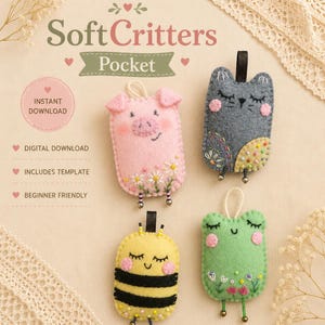 Könnte beinhalten: Vier Soft Critters im Taschenformat aus Filz in Form eines Schweins, einer Katze, einer Biene und eines Frosches. Das Schwein ist rosa mit Gänseblümchen-Akzenten, die Katze ist grau, die Biene ist gelb mit schwarzen Streifen und der Frosch ist grün. Der Text "Soft Critters Pocket" steht oben.
