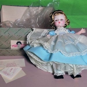 Vintage Madame Alexander Kins Doll Amy 381 / 1963