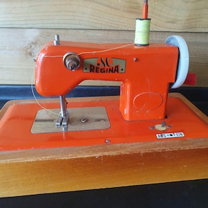 Regina Sewing Machine Vintage - Etsy