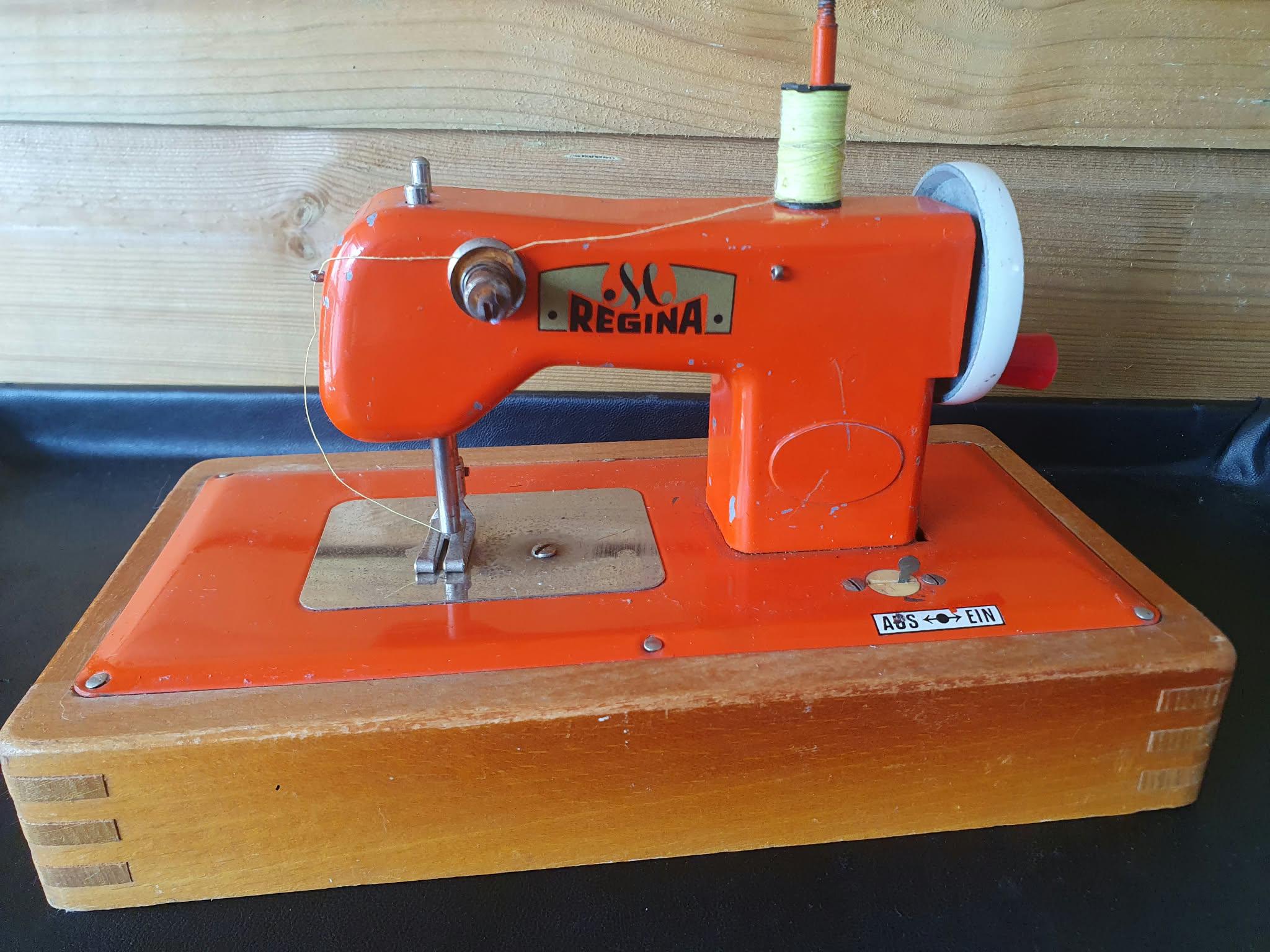 Regina Sewing Machine Vintage - Etsy