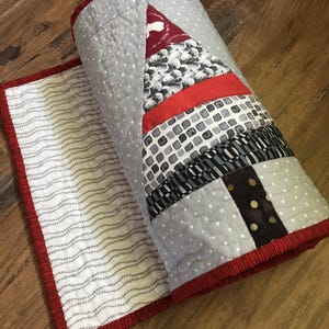 Little Christmas Tree quilted table runner