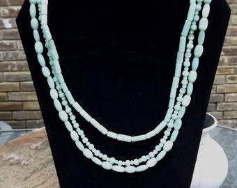 Crisp and cool mint green beaded necklace