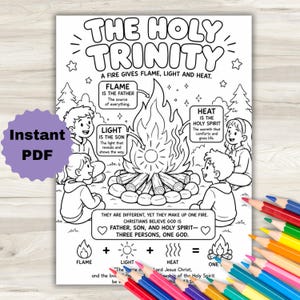 Puede incluir: Una página para colorear en blanco y negro titulada The Holy Trinity que muestra una fogata con cuatro niños alrededor. El texto explica la analogía de la llama, la luz y el calor representando al Padre, al Hijo y al Espíritu Santo.