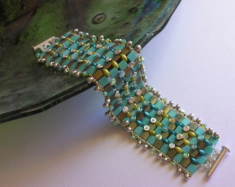 Tutorial - Deep Ocean - Tila and Superduo beading tutorial - bracelet