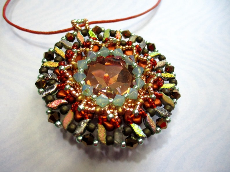 Tutorial Sabrina Rivoli, Stormduo, Super Duo, Ginko, and Bicone beads beading tutorial Pendant image 5