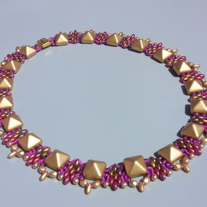 Tutorial - Luxor -  Pyramids and Superduo necklace tutorial