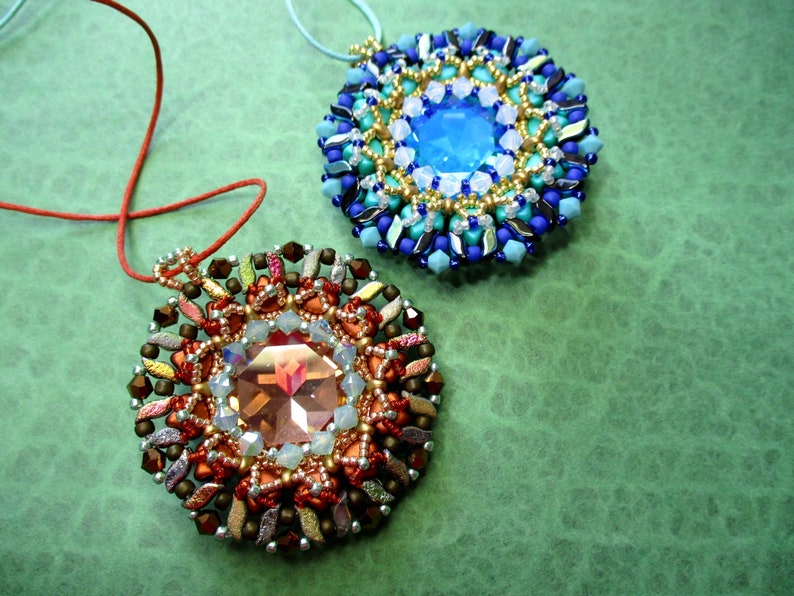 Tutorial Sabrina Rivoli, Stormduo, Super Duo, Ginko, and Bicone beads beading tutorial Pendant image 3