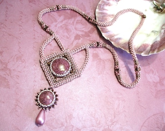 Tutoriel pour perles - Pendentif et collier Rosaline TROIS DOSSIERS - Puca cabs, Pearl Drop, Preciosa Bicones, CRAW