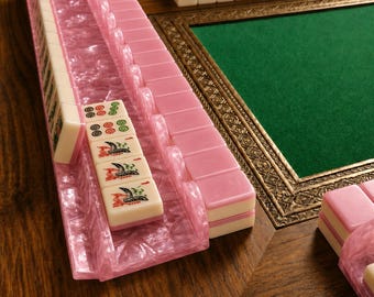 Roze geschulpte mahjong-rekken set van 4, Coquette Aesthetic bordspelaccessoires, schelp roze acryl mahjongduwer, Girls Night In