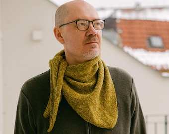 Men's Triangle Scarf – Heathered Merino Wool Knit Neck Scarf