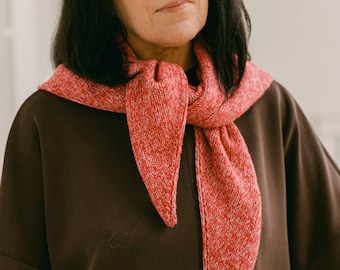 Triangle Knit Neckerchief – Bouclé Heathered Texture – Merino Blend