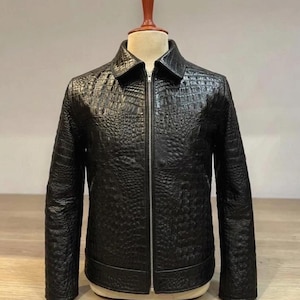 Chaqueta de cuero negro con relieve de cocodrilo para hombre, chaqueta de motociclista de lujo, abrigo de piel de vaca con estampado de cocodrilo.