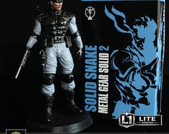 Solid Snake Figure, Metal Gear Solid 2 Statua da Collezione, Design nostro, Modello esclusivo personalizzato, Foto Reali