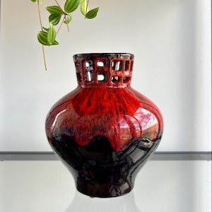 Vintage MCM Evangeline Keramik Vase - Fat Lava Tropfglasur - Made in Canada