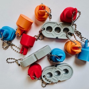 VEX IQ–Inspired 2025–2026 Mix & Match Keychain
