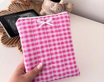Candy pink gingham kindle/e-reader sleeve