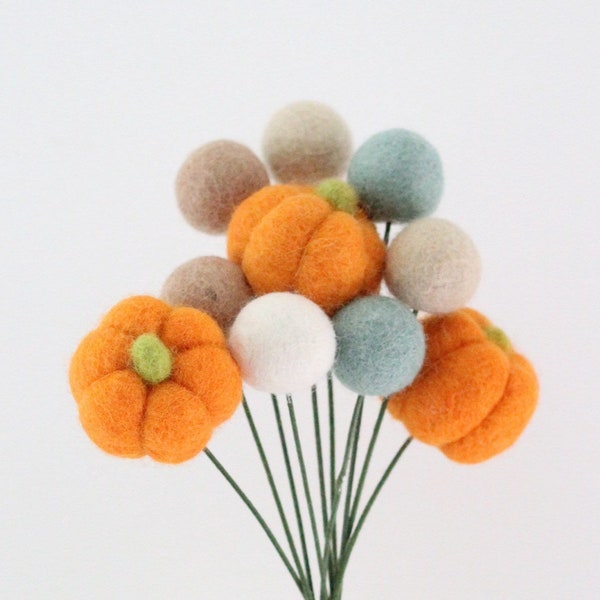 Filzkugel-Blumenstrauß: Kürbis & Pastellwolle