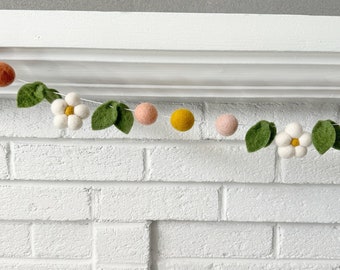 Sweet Daisy May | Felt Ball, Daisy & Leaf Garland by Sheep Farm Felt