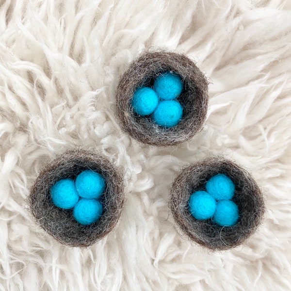 Mini Felt Nest with 3 Felt Robin’s Eggs