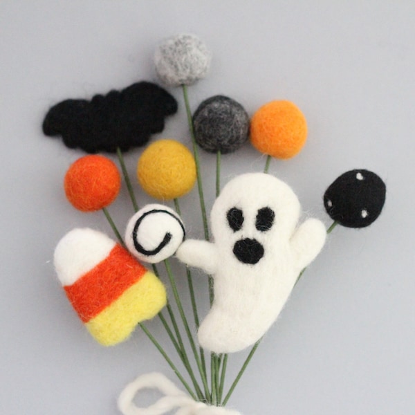 Halloween Filzkugel Strauß: Geist, Fledermaus & Candy Corn Stängel