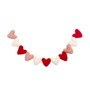 Heart Felt Garland- Red, Pink, & White