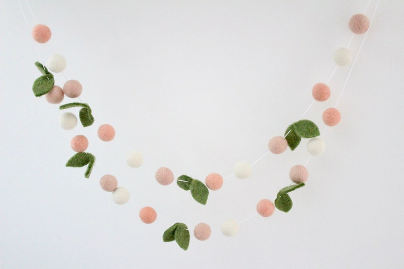 Spring Bloom Garland apricot, blush, ivory, & green leaves, spring felt ball garland, Easter decorations, Spring decor zdjęcie 2