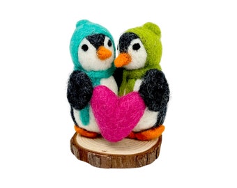 Love Penguins- Choose your penguins' scarf/hat color, and heart color