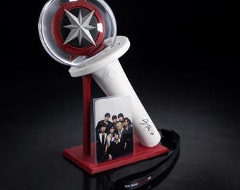 Stand for Lightstick Stray Kids – Nachimbong Display Holder with Photocard Slot – Kpop Decor – Gift for STAY Fans (Lightstick not included)