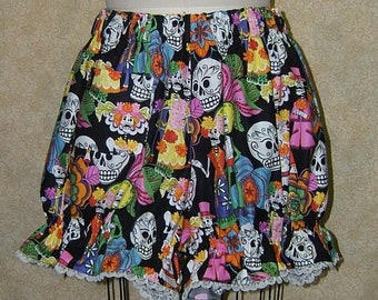 Pantalones cortos de algodón con encaje y estampado de calaveras de azúcar del Día de los Muertos