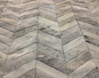 Handmade Cowhide Chevron Patchwork Rug, Mix Of White Brindle and White Leather Area Rug, Custom Size Transitional Decor, Barracas