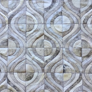 Handmade Cowhide Patchwork Rug  - Gray Rug, Grey White Rug, Cream Ivory - Pompeya cowhide rug