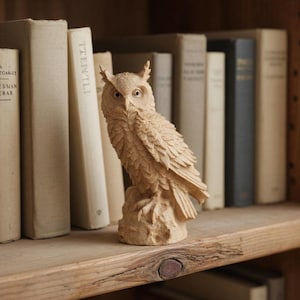 Wooden Owl Figure, Handcrafted Owls Wood Sculpture, Nature-Inspired Home Decor