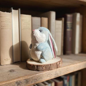Figura de conejo tallada a mano, decoración minimalista para habitación infantil, conejo de madera hecho a mano