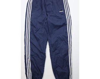 jaren 90 Adidas heren grote vervaagde gestreepte windjack joggingbroek marineblauw, vintage Adidas windjack broek, vintage Adidas joggingbroek, jaren 90