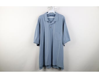 Camisa polo de golf azul de punto con cuello y rayas desteñidas para hombre, estilo streetwear de los 90, talla 2XLT. Camisa polo vintage a rayas. Polo de golf de punto de los años 90. Polo vintage.