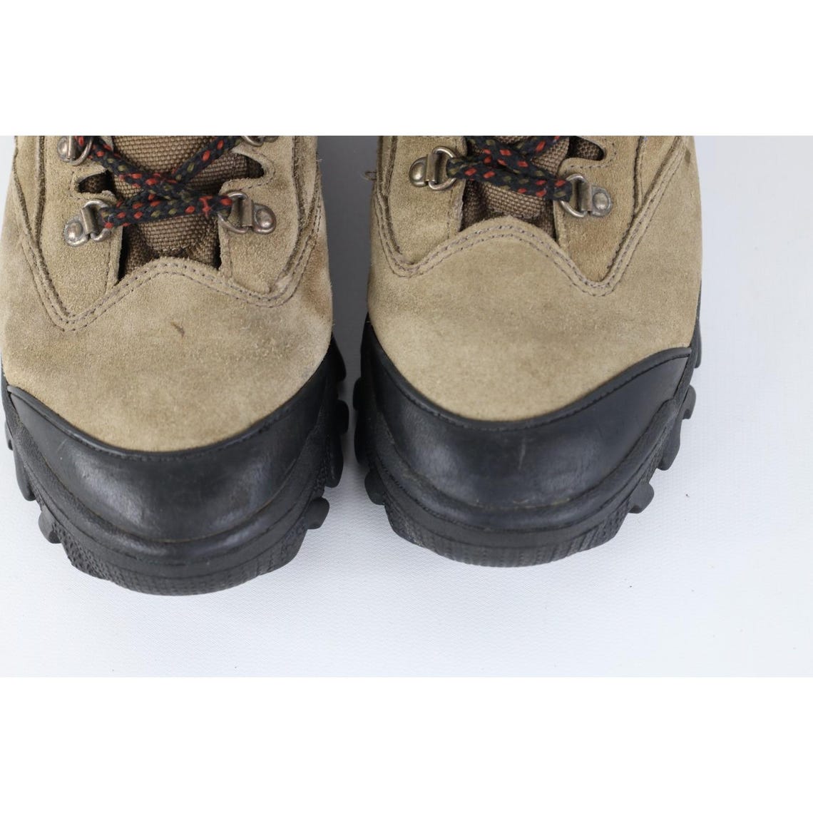 90s Reebok Womens 10 Distressed Suede Leather Hiking Trekking Ankle Boots, Vintage Reebok Ankle Boots, 1990s Reebok Suede Boots, 90s Boots, foto 4 di 5