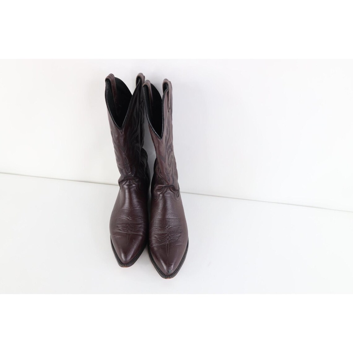 90s Streetwear Mens 9 D Tribal Western Leather Cowboy Boots Oxblood Red, Vintage Tribal Leather Cowboy Boots, Vintage Western Boots, 1990s, foto 2 di 5