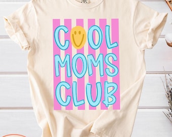 Moms Club Retro T-Shirt: Comfort Colors Mama Tee