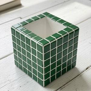 Bandeja de mosaico hecha a mano: cubo de mosaico verde, jardinera de mosaico de vidrio, estante cuadrado