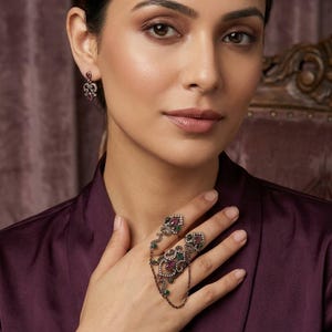 Two-Finger Chain Ring: Ornate Ottoman-Style Jewelry with Pink & Green Stones