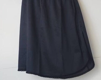 Half Slip- Black Half Slip Made By Vassarette Shorter Silk Nylon Lace Half Slip Skirts Womens Size Small half slips -Half slip women