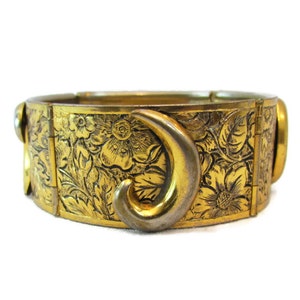 Hinged Bangle Bracelet, Baroque Jewelry, Repousse Jewelry, Wide Bangles, Vintage Bracelets, Gold Cuff Bracelets, Victorian Gothic Jewelry
