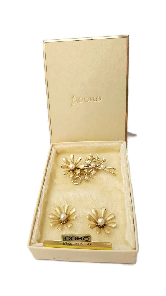 Dating coro jewelry best sale
